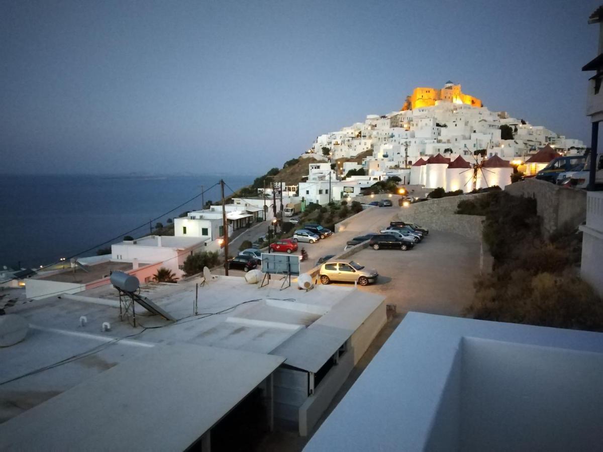 Θέαστρον - Theastron House With Great View In Chora Appartement Pera Gyalos Buitenkant foto