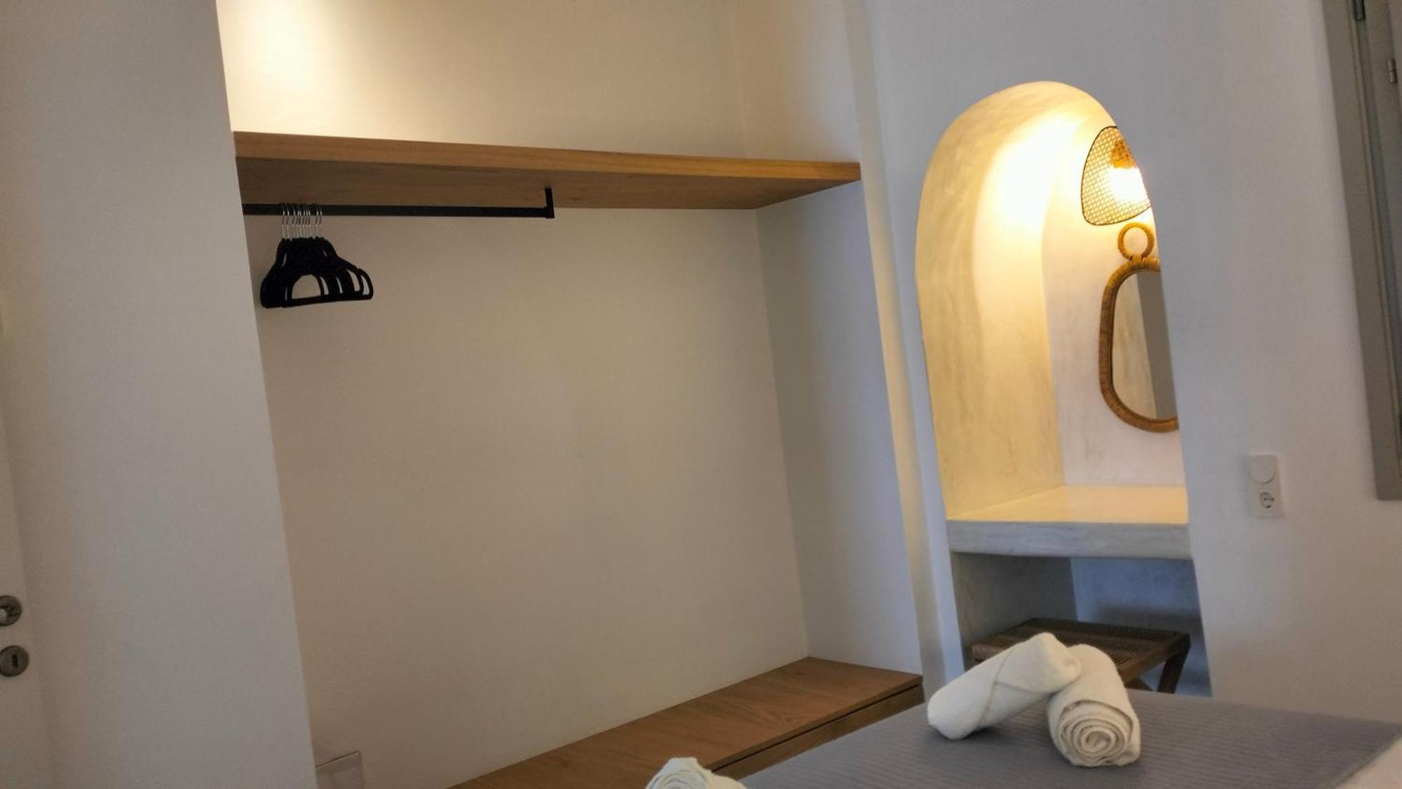 Θέαστρον - Theastron House With Great View In Chora Appartement Pera Gyalos Buitenkant foto