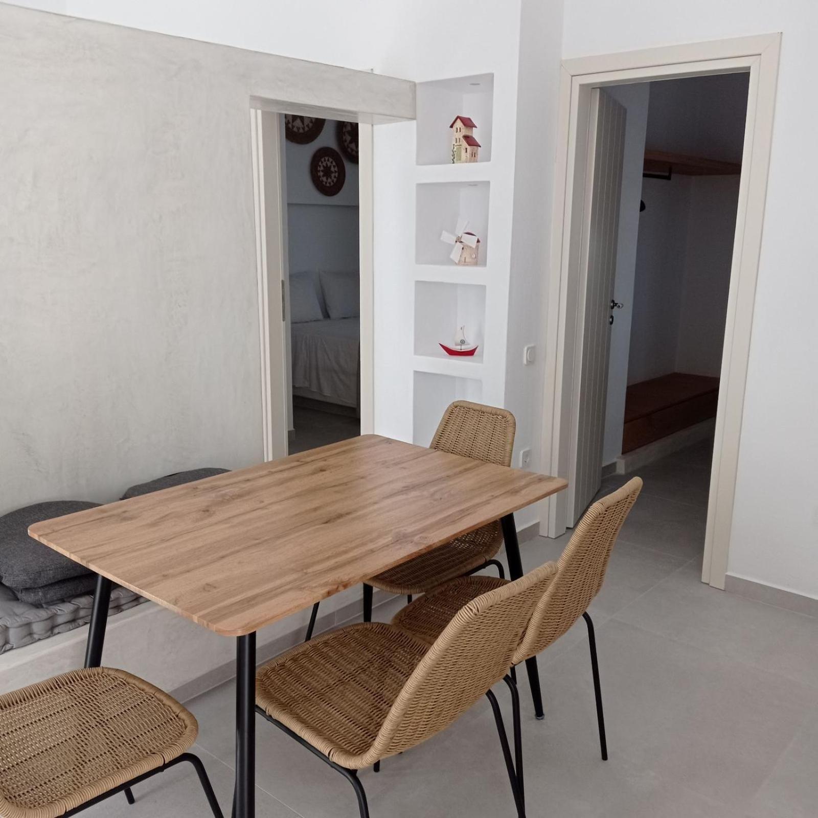 Θέαστρον - Theastron House With Great View In Chora Appartement Pera Gyalos Buitenkant foto