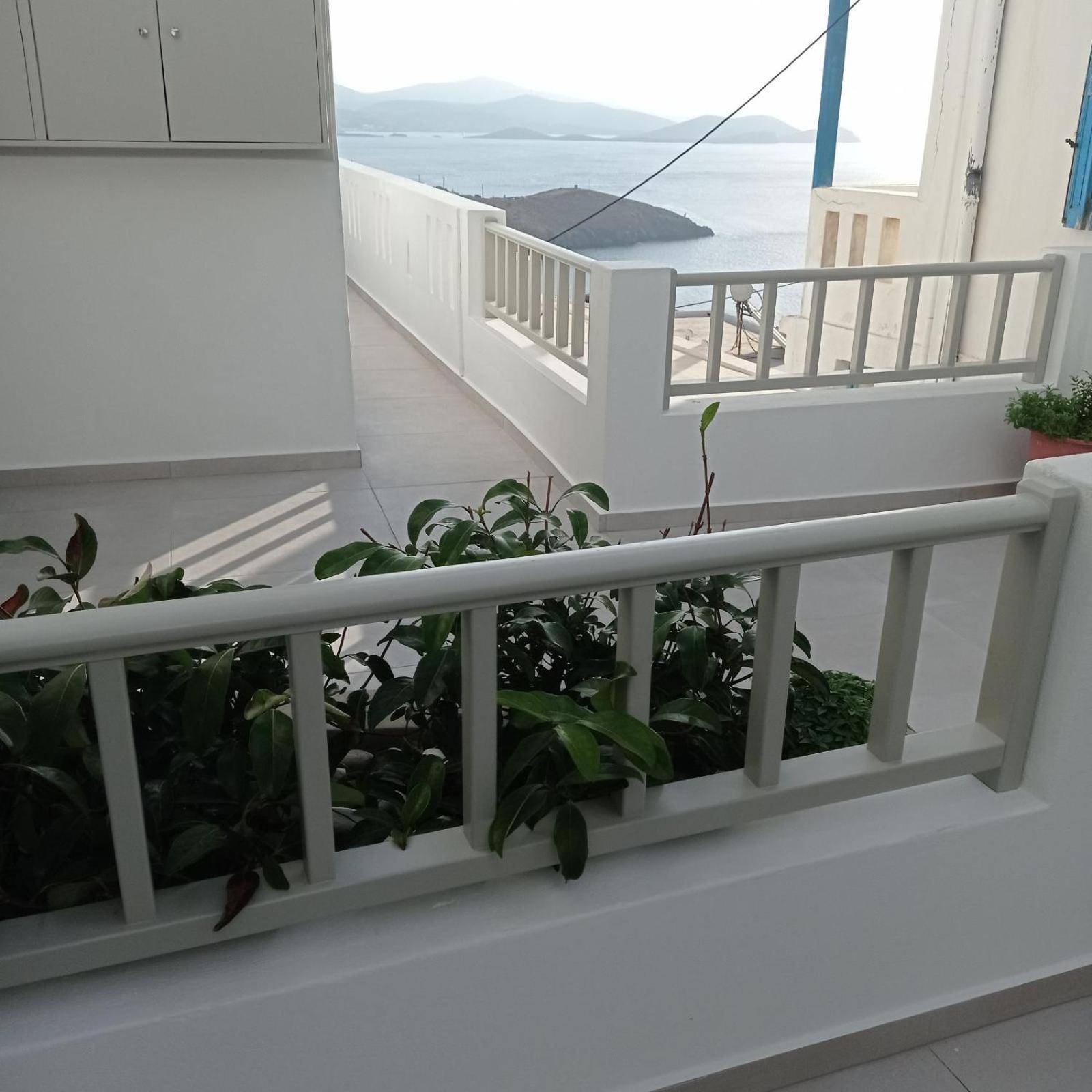 Θέαστρον - Theastron House With Great View In Chora Appartement Pera Gyalos Buitenkant foto
