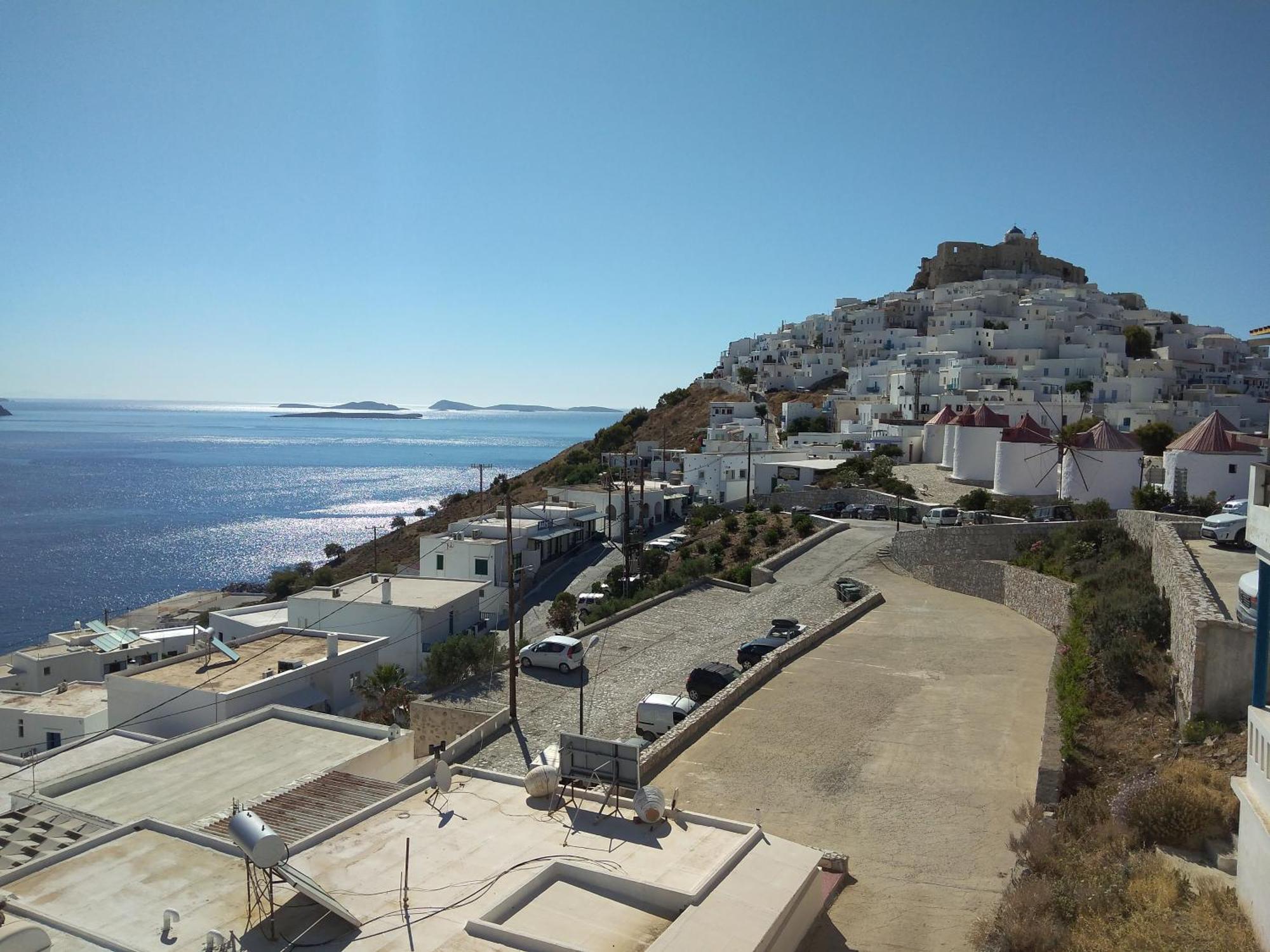Θέαστρον - Theastron House With Great View In Chora Appartement Pera Gyalos Buitenkant foto